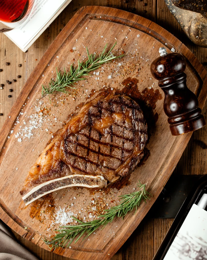 Seared beef steak smothered in creamy peppercorn sauce.